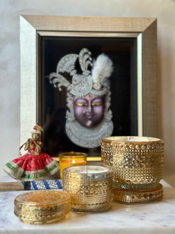 Dotted jar candle