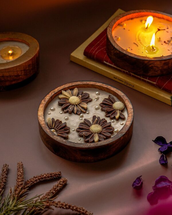 Wooden Urli