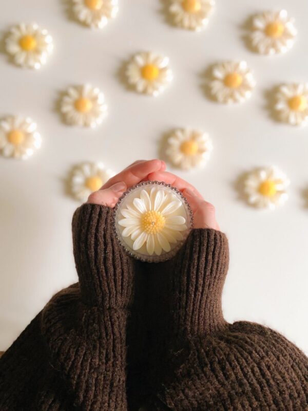 Candy Daisy Candle