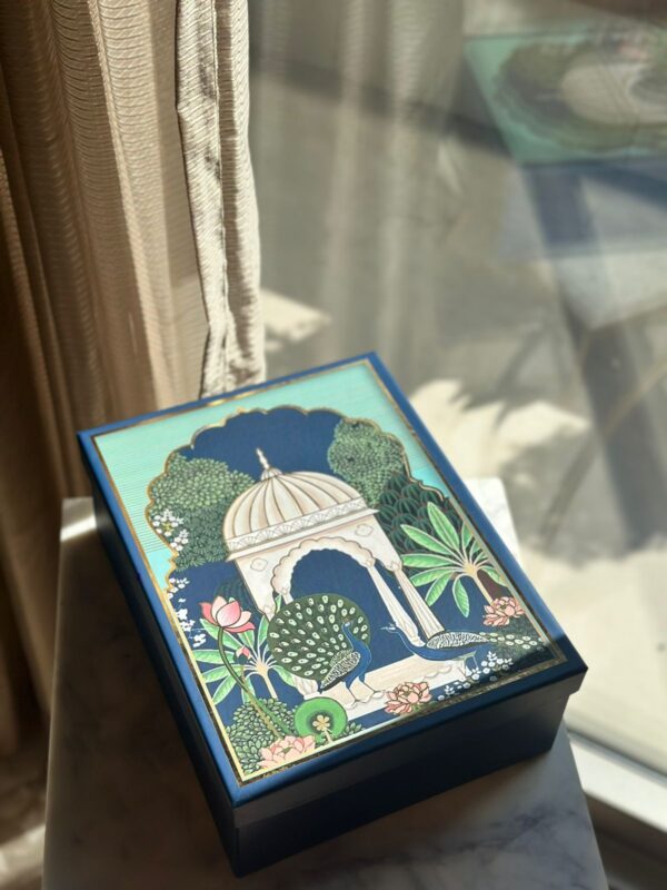 Mor Mahal Hamper